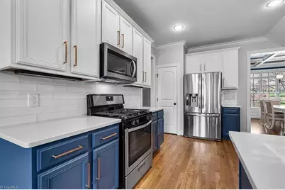 8400 Cripplegate Trace, Browns Summit, NC 27214 - Photo 13