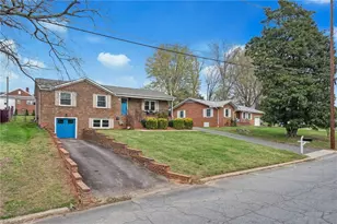 1110 Fillman Dr, Reidsville, NC 27320 - Photo 3