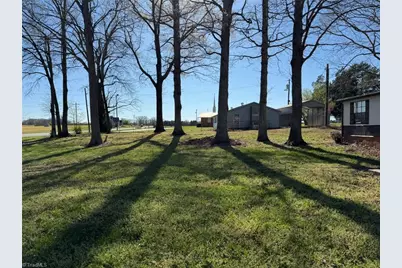 2023 Benaja Road, Reidsville, NC 27320 - Photo 3