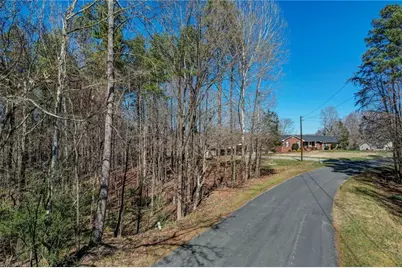 120 Windsor Drive, Graham, NC 27253 - Photo 7