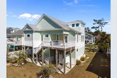 111 SE 44th Street, Oak Island, NC 28465 - Photo 9