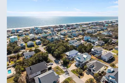 111 SE 44th Street, Oak Island, NC 28465 - Photo 7