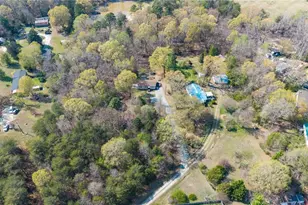 2234D Basil Holt Rd, Burlington, NC 27217 - Photo 33