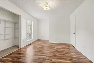 301 Village Ln, Greensboro, NC 27409 - Photo 7
