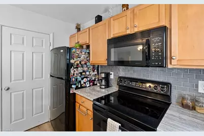 4318 Carlys Way, Greensboro, NC 27410 - Photo 11