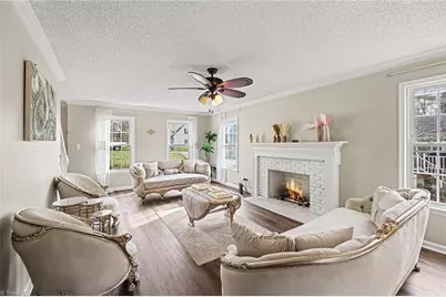 5518 Cobble Glen Court, Greensboro, NC 27407 - Photo 5