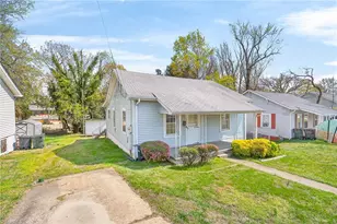 1028 Queen Ann St, Burlington, NC 27217 - Photo 3