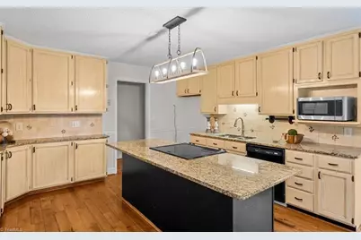 2113 Sprucewood Drive, Greensboro, NC 27407 - Photo 17