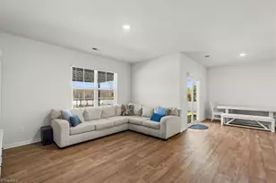 1332 Hill Everhart Rd, Lexington, NC 27295 - Photo 9