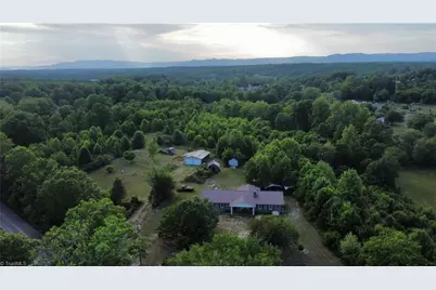 279 Stanley Road, Mount Airy, NC 27030 - Photo 27