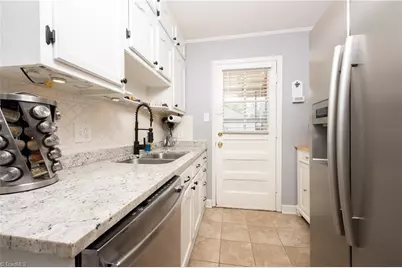 2416 Parkway Drive, Winston-Salem, NC 27103 - Photo 3