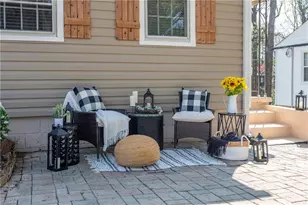 2416 Parkway Dr, Winston-Salem, NC 27103 - Photo 17