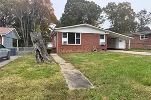 931 Moravia St, Winston-Salem, NC 27107 - Photo 11