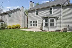 4715 Lenox Hill Pl, Charlotte, NC 28269 - Photo 43