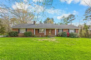 720 Sedge Garden Rd, Kernersville, NC 27284 - Photo 1