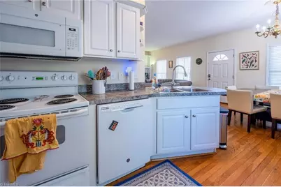 700 Spring Garden Street, Greensboro, NC 27403 - Photo 11