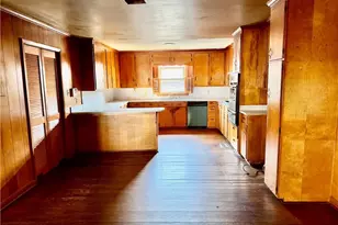 2914 Cornwallis Dr W, Greensboro, NC 27408 - Photo 5