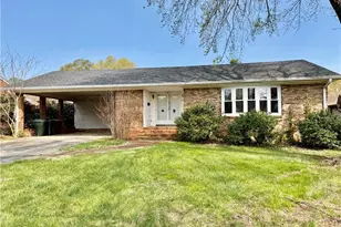 2914 Cornwallis Dr W, Greensboro, NC 27408 - Photo 1