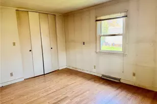 2914 Cornwallis Dr W, Greensboro, NC 27408 - Photo 9