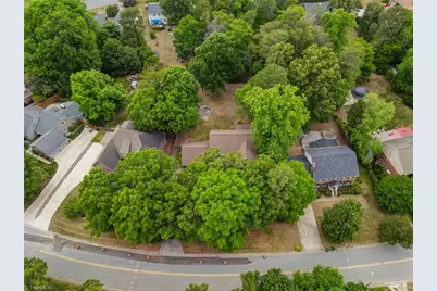 4103 Oak Hollow Drive, High Point, NC 27265 - Photo 41