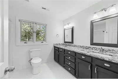 4103 Oak Hollow Drive, High Point, NC 27265 - Photo 31