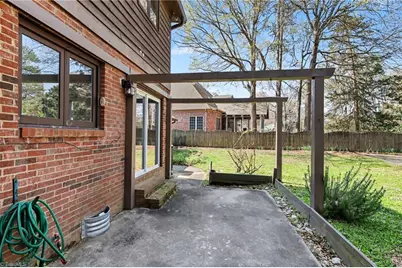 4103 Oak Hollow Drive, High Point, NC 27265 - Photo 37