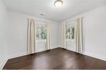 4103 Oak Hollow Drive, High Point, NC 27265 - Photo 25