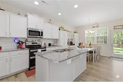 527 Dogwood Drive, Liberty, NC 27298 - Photo 9