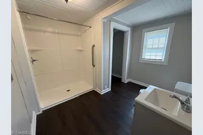 1335 Thurmond Street, Winston-Salem, NC 27105 - Photo 15