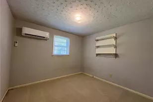 315 Snider St, High Point, NC 27262 - Photo 9