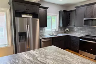 2528 Treetop Ln, Winston-Salem, NC 27101 - Photo 17