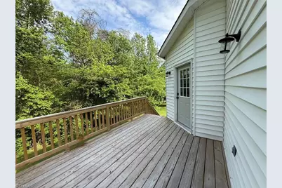 2528 Treetop Lane, Winston-Salem, NC 27101 - Photo 9