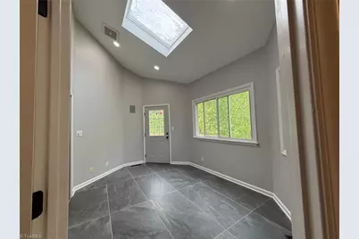 2528 Treetop Lane, Winston-Salem, NC 27101 - Photo 21