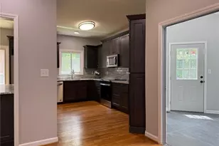 2528 Treetop Ln, Winston-Salem, NC 27101 - Photo 23