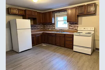 920 Brookline Street, Winston-Salem, NC 27107 - Photo 5