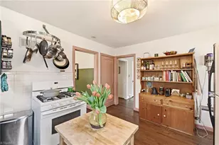 2328 Lyndhurst Ave, Winston-Salem, NC 27103 - Photo 9