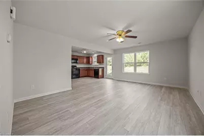 103 Taylors Court, Burlington, NC 27217 - Photo 7