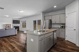 3748 Streamside Dr, Thomasville, NC 27360 - Photo 15