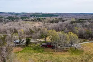 361 Settle Bridge Rd, Reidsville, NC 27320 - Photo 3