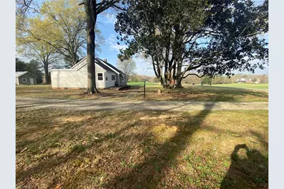 7444 Nc Highway 65, Summerfield, NC 27358 - Photo 21