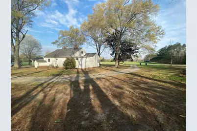 7444 Nc Highway 65, Summerfield, NC 27358 - Photo 19