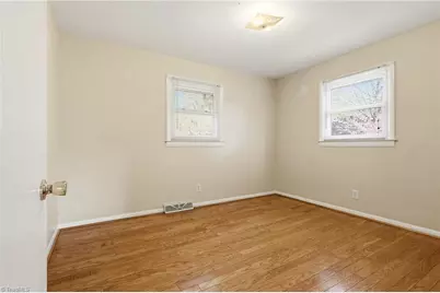 1024 Country Lane, Winston-Salem, NC 27107 - Photo 21