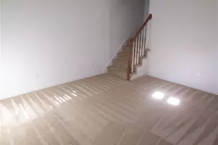 205 Nelson St, Pilot Mountain, NC 27041 - Photo 3