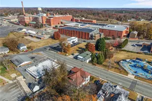 122 N Main St, Reidsville, NC 27320 - Photo 37