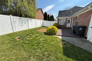 5804 Brakenwood Ln, Pfafftown, NC 27040 - Photo 13