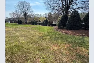 5804 Brakenwood Lane, Pfafftown, NC 27040 - Photo 15