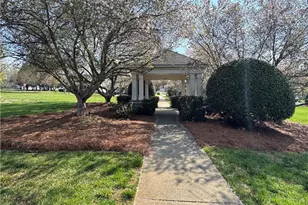 5804 Brakenwood Ln, Pfafftown, NC 27040 - Photo 19