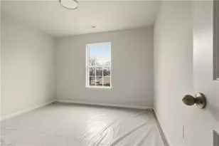 1304 West Ave, High Point, NC 27260 - Photo 13