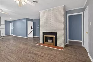 113 Green Valley Rd, Greensboro, NC 27408 - Photo 3