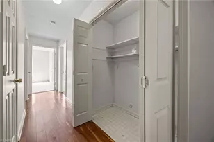 15 Meadowood Glen Way, Greensboro, NC 27409 - Photo 11